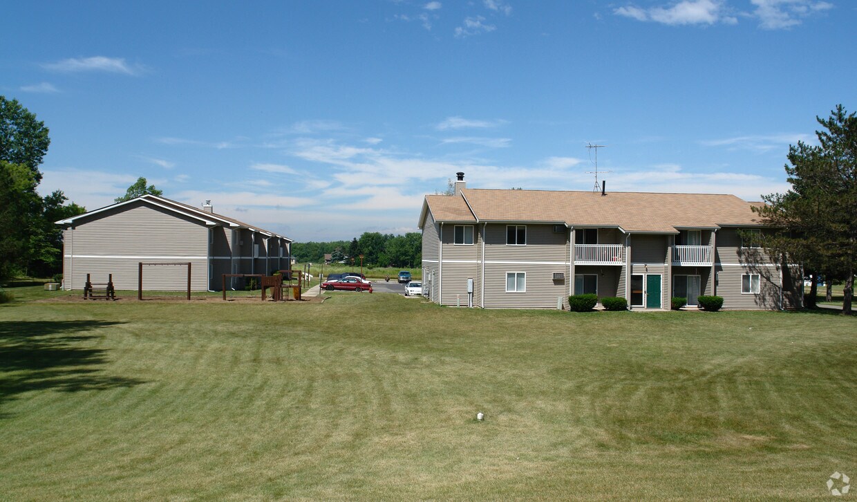 Building Photo - Mapleview Apartments