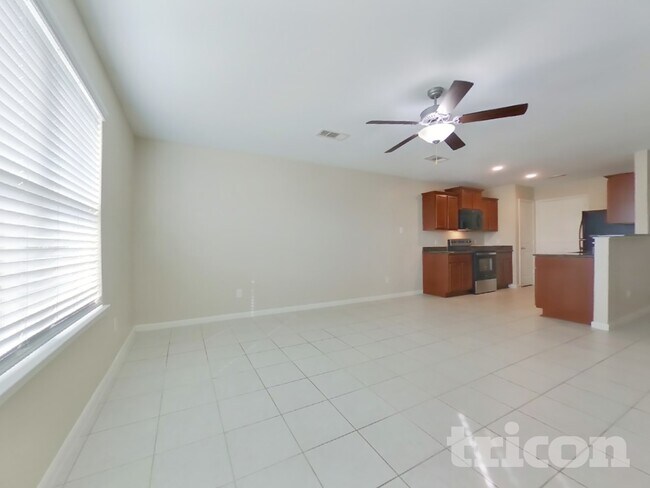 Foto del edificio - 680 Totem Trail Dr