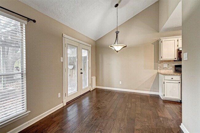 Foto del edificio - 3915 Stovepipe Ln