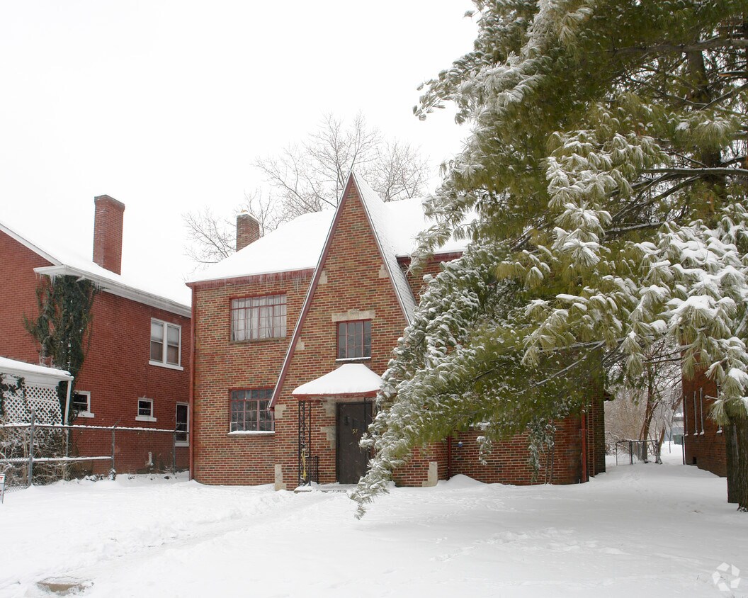 Foto del edificio - 57 S Burgess Ave