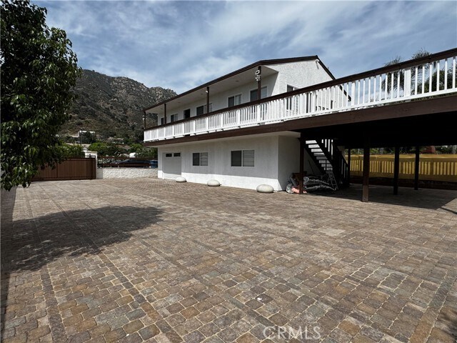 Foto del edificio - 15199 Grand Ave