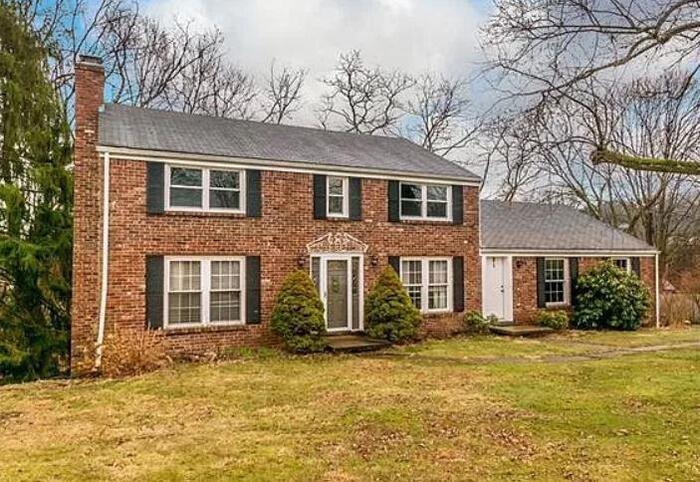 Primary Photo - 119 Snell Dr, Coraopolis, PA, 15108