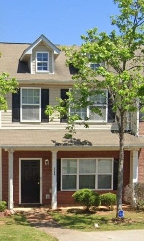 Foto principal - ACCEPTS SECTION 8 Open House on 08/24/25 f...