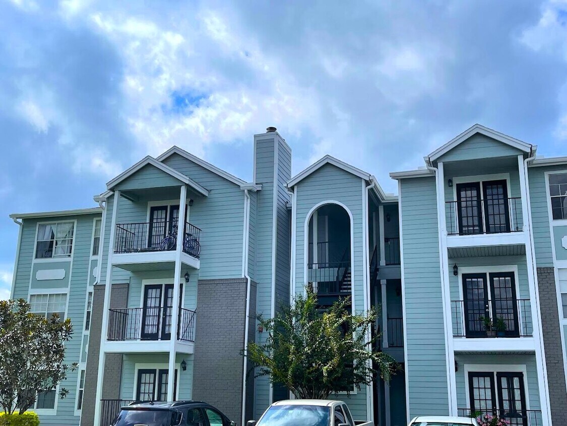 2550 N Alafaya Trail Unit 10108, Orlando, FL 32826 Room for Rent in