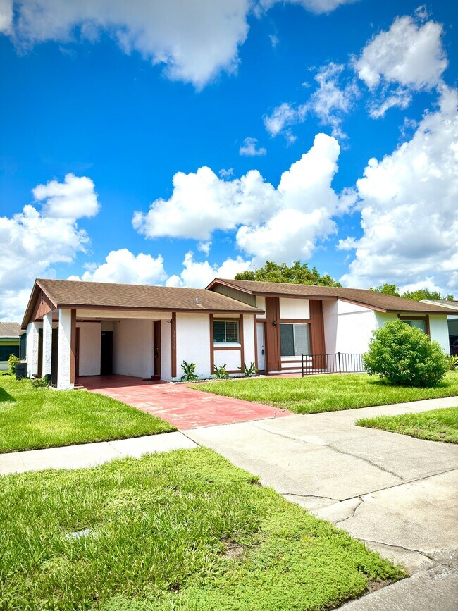 Foto del edificio - 10330 Galliard Blvd