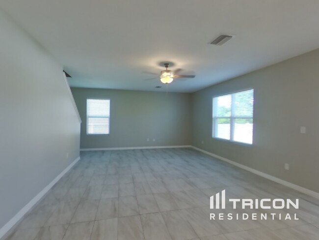 Building Photo - 5597 Raymond Way