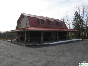 Building Photo - 180 Nazareth Dr