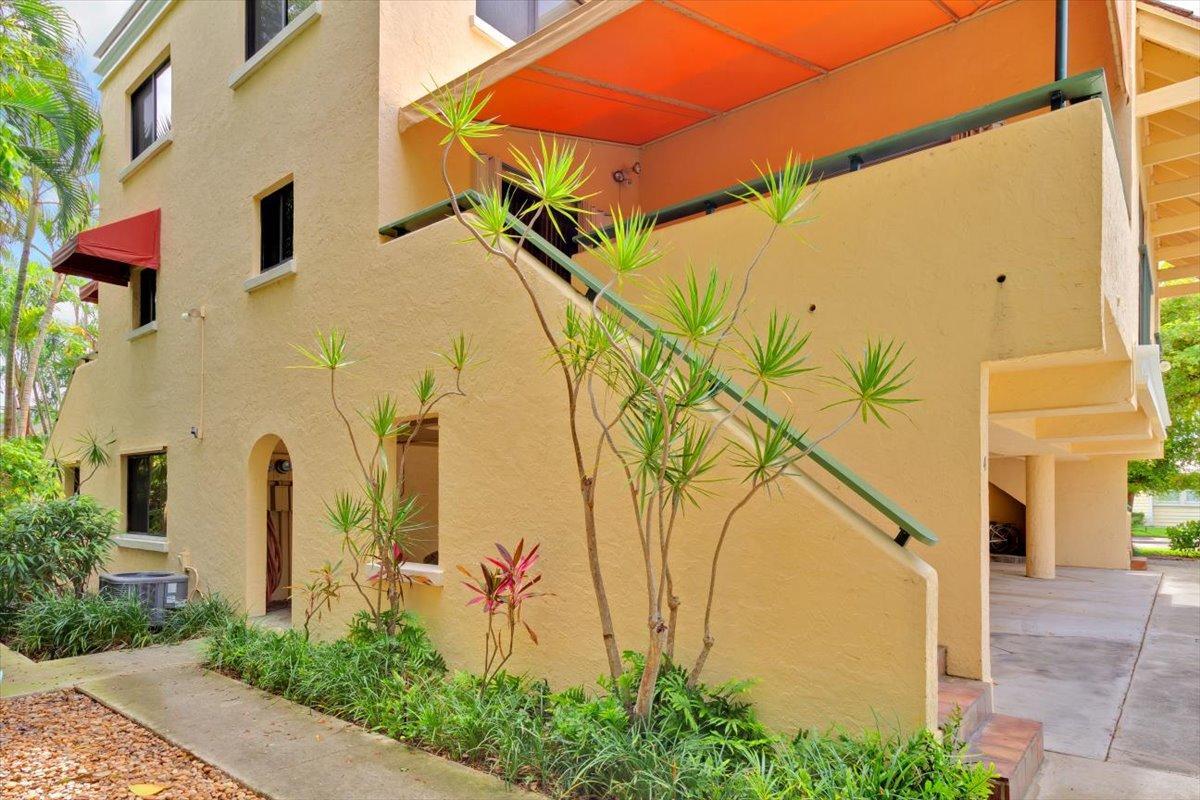 Primary Photo - 1815 S Olive Ave