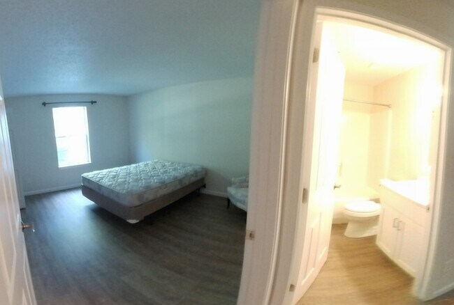 Foto del edificio - 2158 Refuge Ct