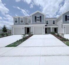 Building Photo - 886 Lynx St