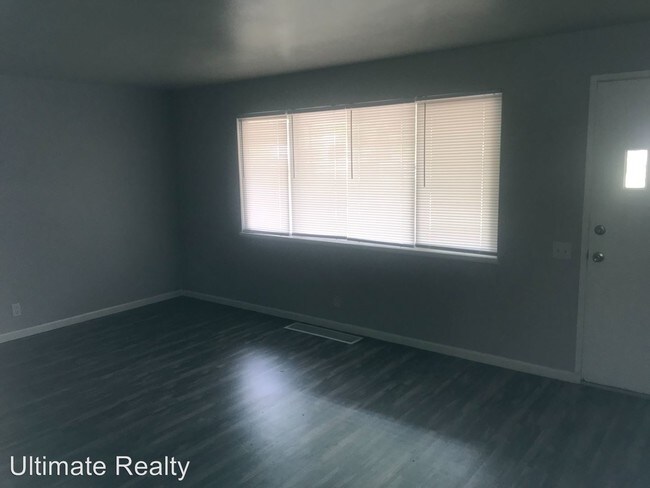 Building Photo - 3 br, 1 bath House - 10309 Reba Dr.