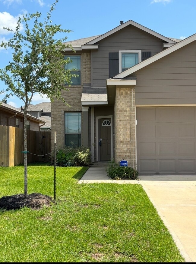 Building Photo - 14212 Sedona Rdg Dr