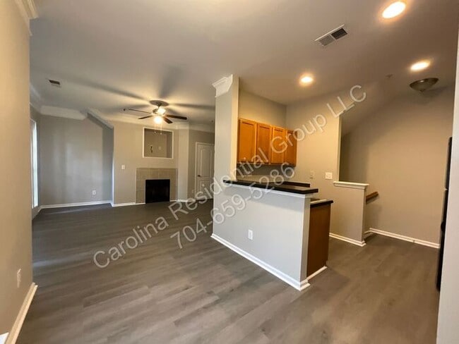 Building Photo - 1606 Termini Dr
