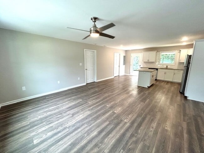 Foto del edificio - Beautiful 3 Bedroom Home in North Huntsville!