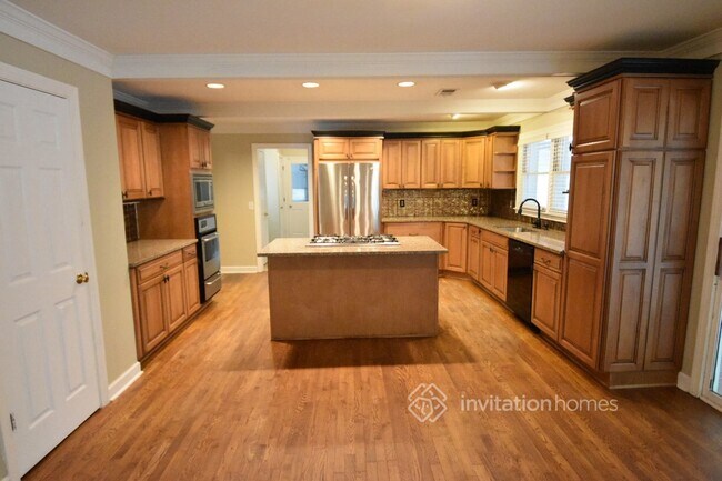 Building Photo - 512 Cherokee Mills Dr