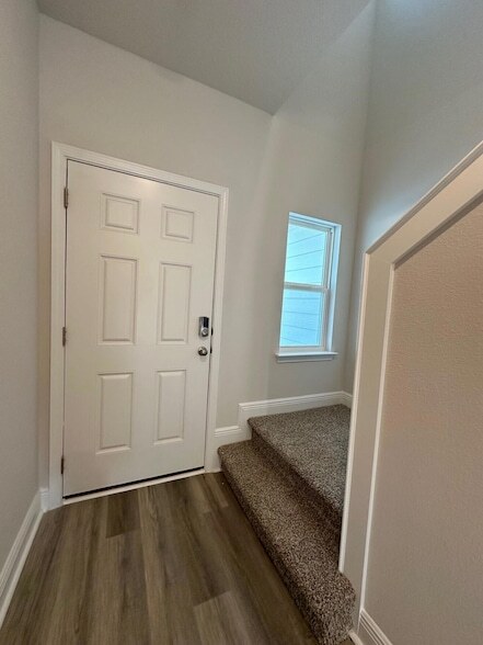 Foto del edificio - 5737 Stellarjay St