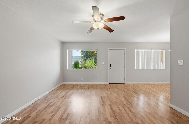 Foto del edificio - 1702 W Tuckey Ln