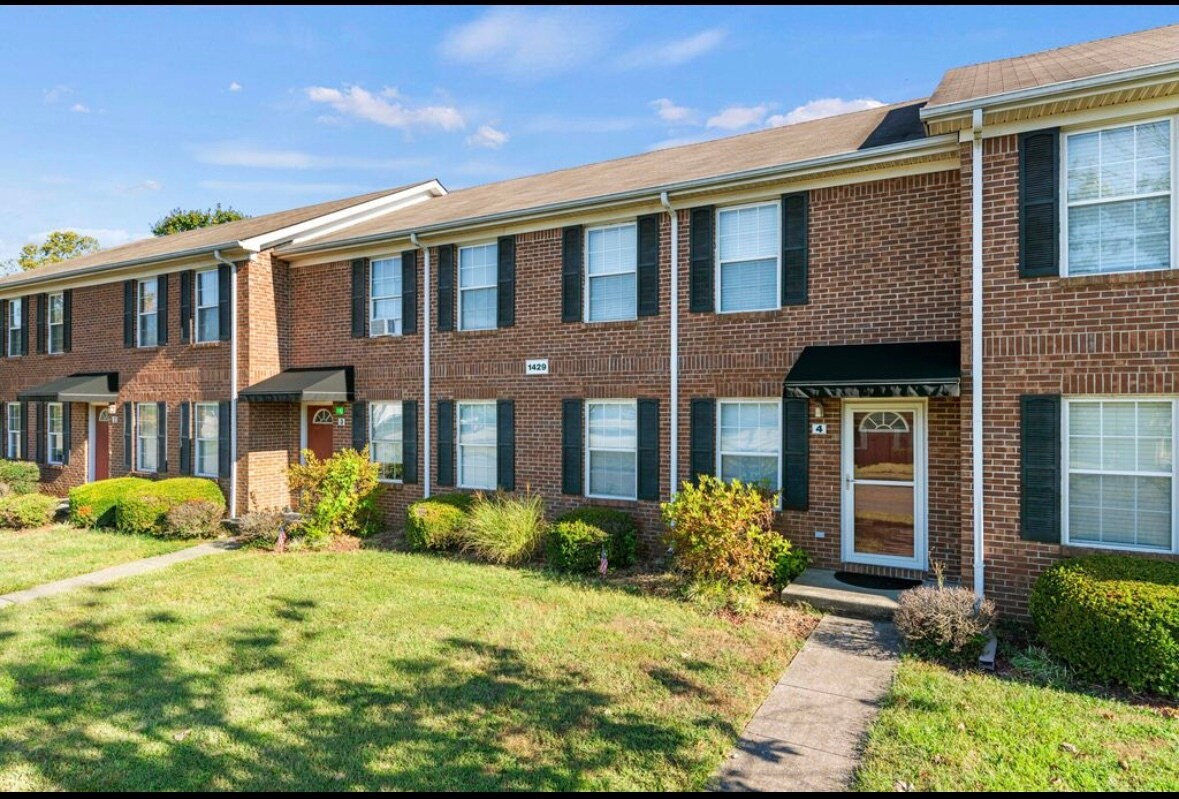 Foto principal - 1429 Trent Blvd