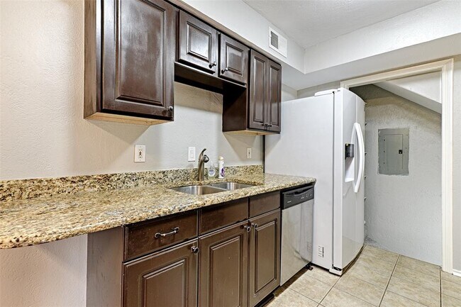 Foto del edificio - 2602 Custer Pkwy