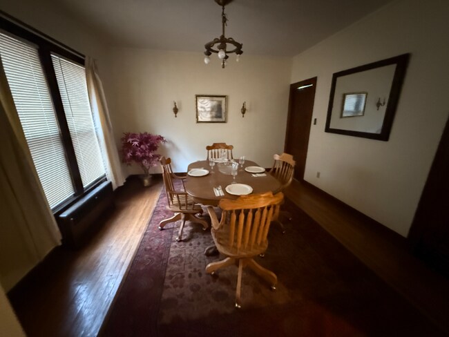 Foto del edificio - 639 Mulberry Ave