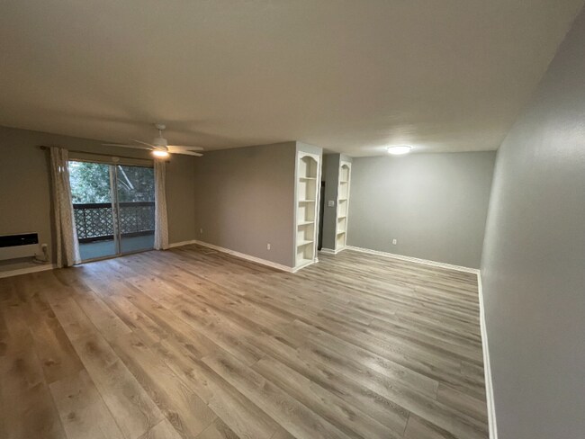 Building Photo - 12200 Montecito Rd