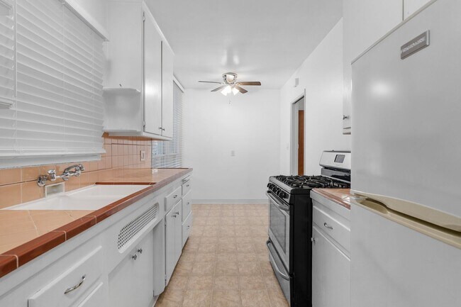 Foto del edificio - 3312 2nd St