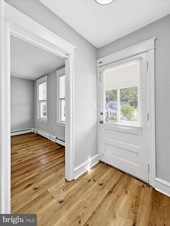 Foto del edificio - 208 Ardmore Ave