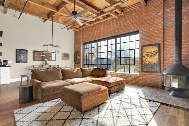 Foto del edificio - 735 Lexington Ave