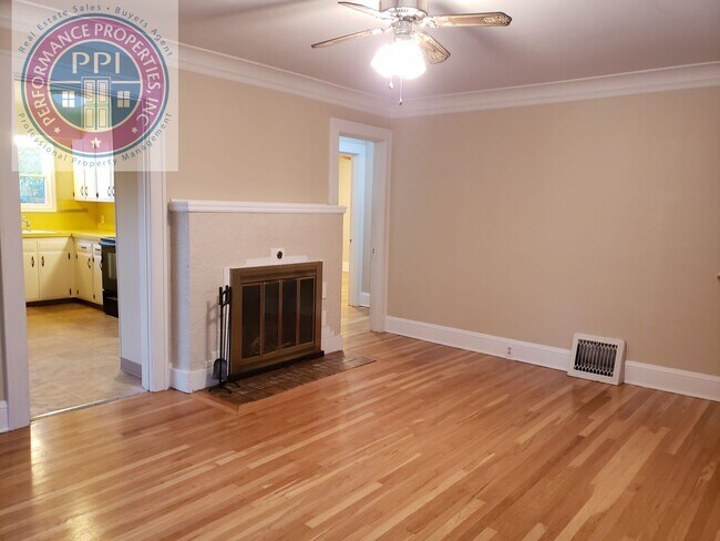 Building Photo - No Security Deposit W/Rhino! Piedmont Bung...