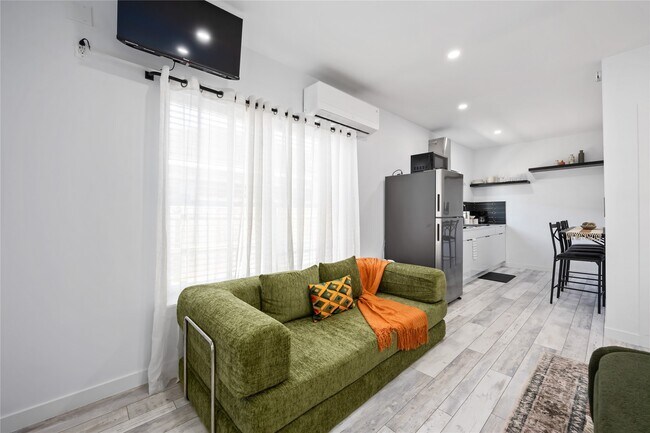 Foto del edificio - 4208 Clay St
