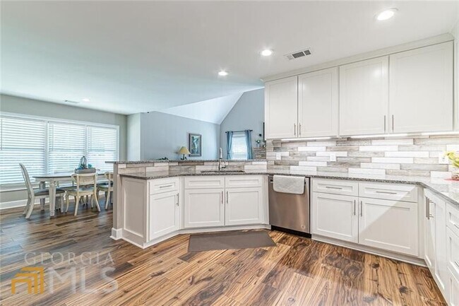 Building Photo - 4130 Creekwood Dr