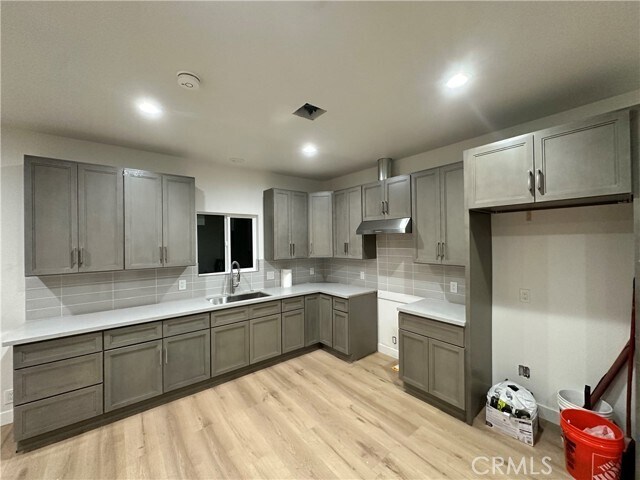 Foto del edificio - 12645 Jerome Ln