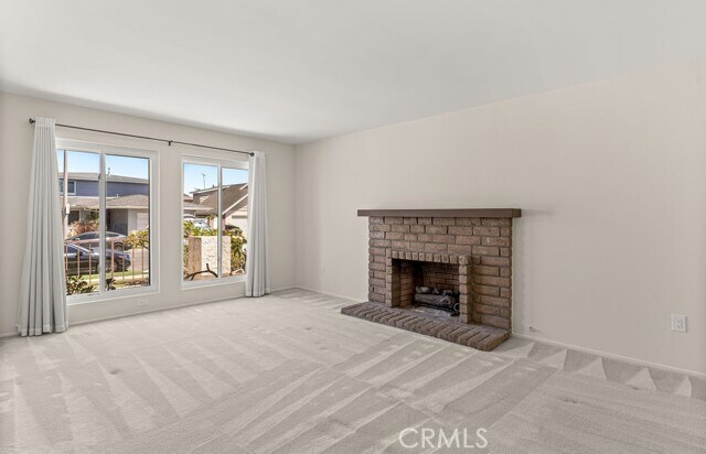 Building Photo - 16831 Mariposa Ave