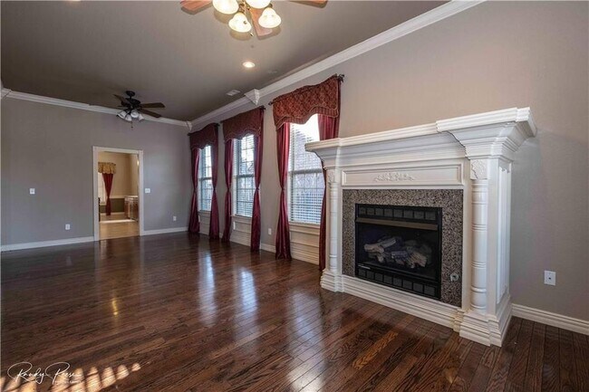 Building Photo - 6502 Hearth Stone Dr