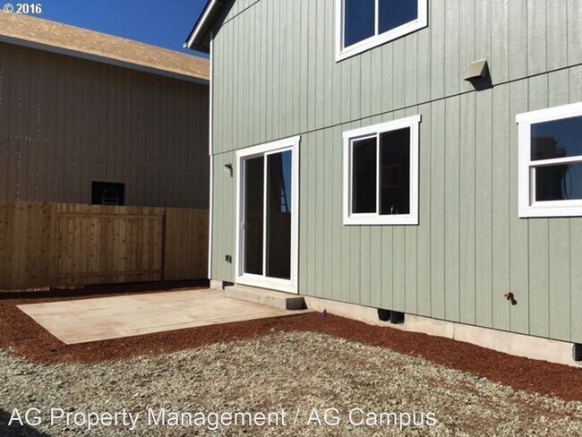 Foto del edificio - 3 br, 2.5 bath House - 1838 Allea Drive