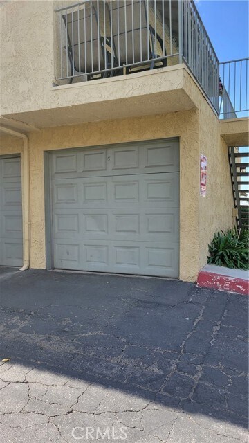 Building Photo - 12420 Mt Vernon Ave