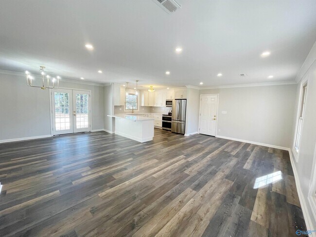 Building Photo - 9115 Camille Dr SE