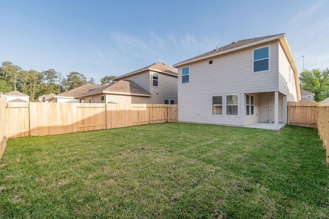 Foto del edificio - 433 Upper Creek Dr