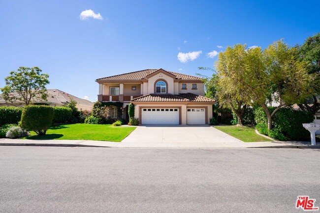 Building Photo - 3805 Campus Dr