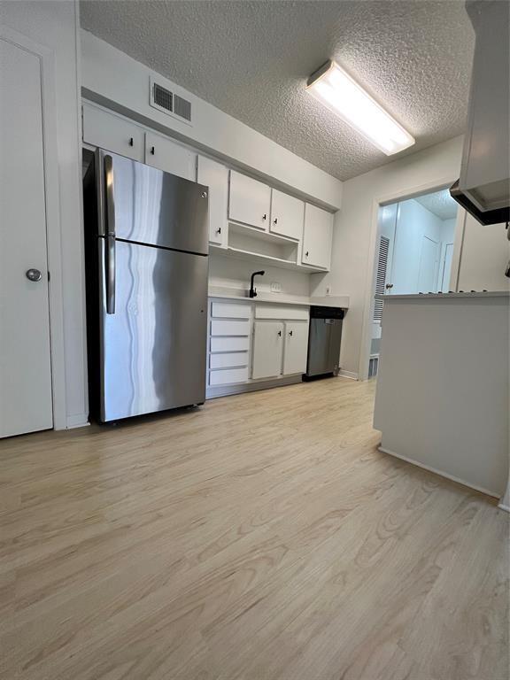 Building Photo - 2305 Barton Village Cir