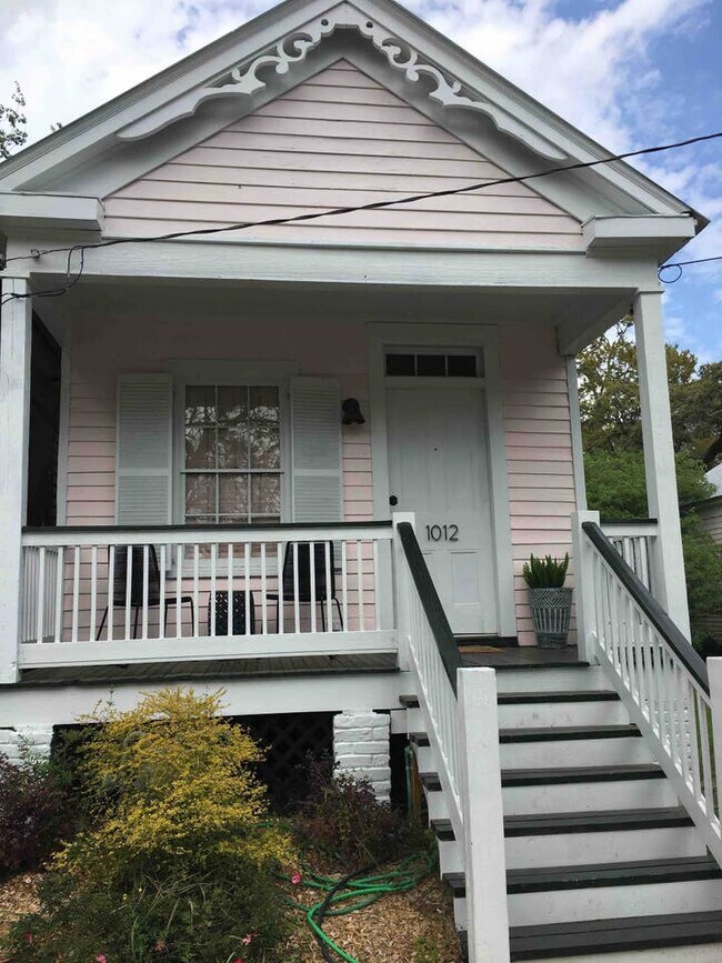 Building Photo - 1012 Caroline Ave
