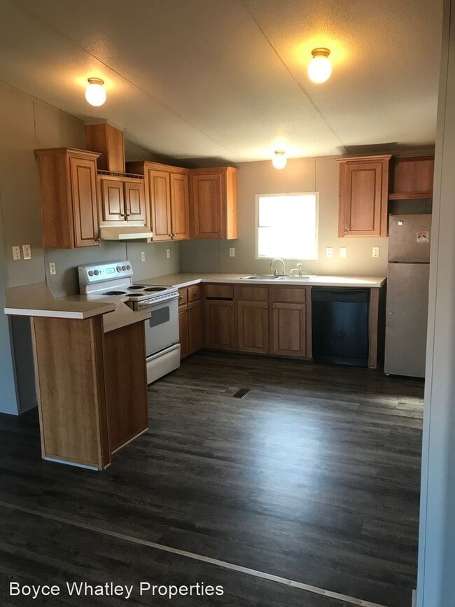 Building Photo - 3 br, 2 bath House - 104 Krobot Cir.
