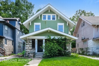 Building Photo - 3317 Agnes Ave