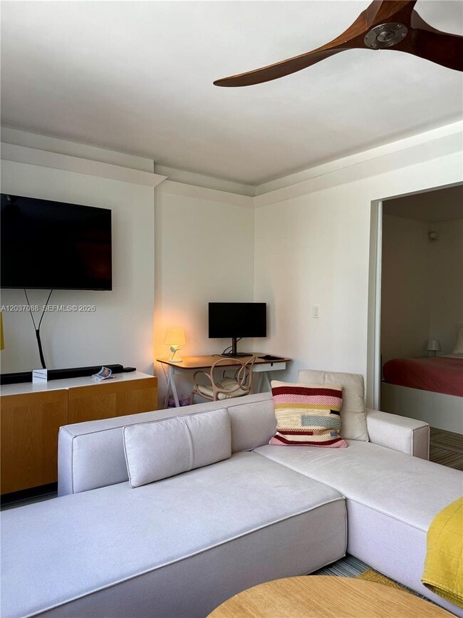 Foto del edificio - 2301 Collins Ave