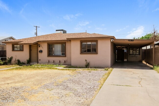 Building Photo - 2809 W Seldon Ln