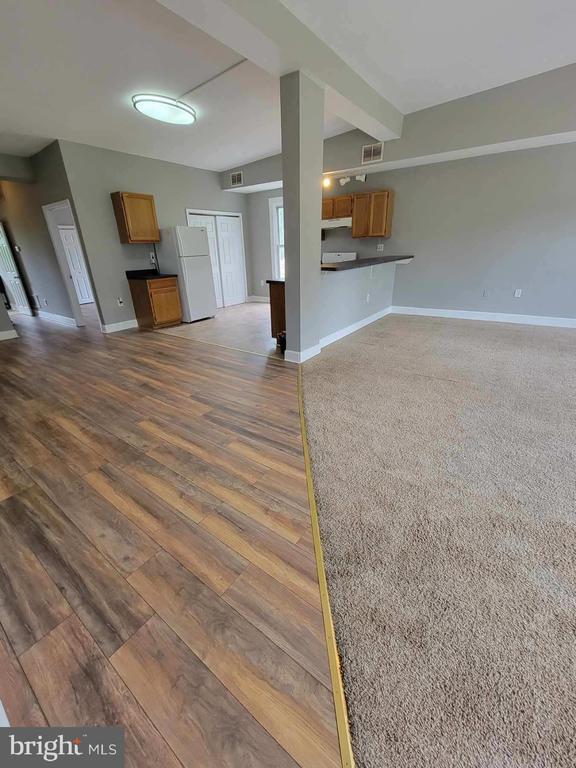 24369 W Main St Unit D, Mansfield, NJ 08022 Room for Rent in Mansfield, NJ