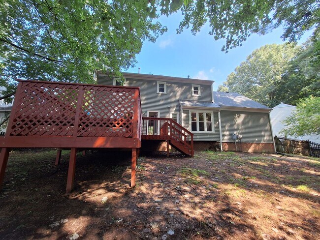 Building Photo - 212 Earle Ct