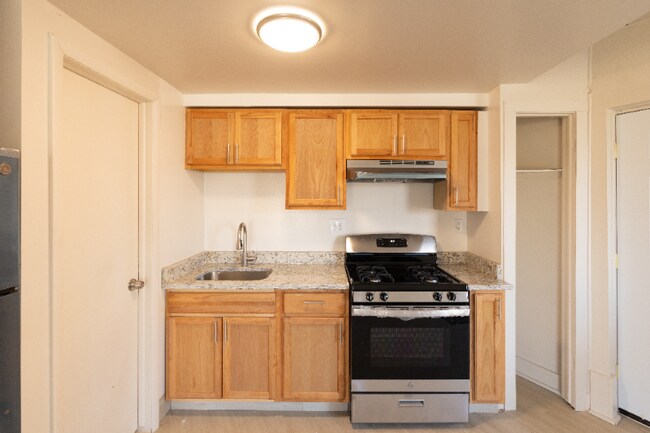 Foto del edificio - 4301 Harriet St