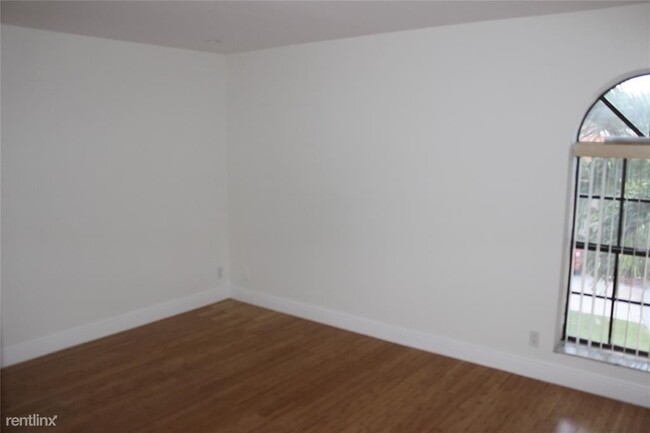Building Photo - 3 br, 2.5 bath House - 1761 Harborside Cir