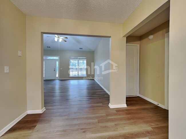 Building Photo - 26 Coronado Ct